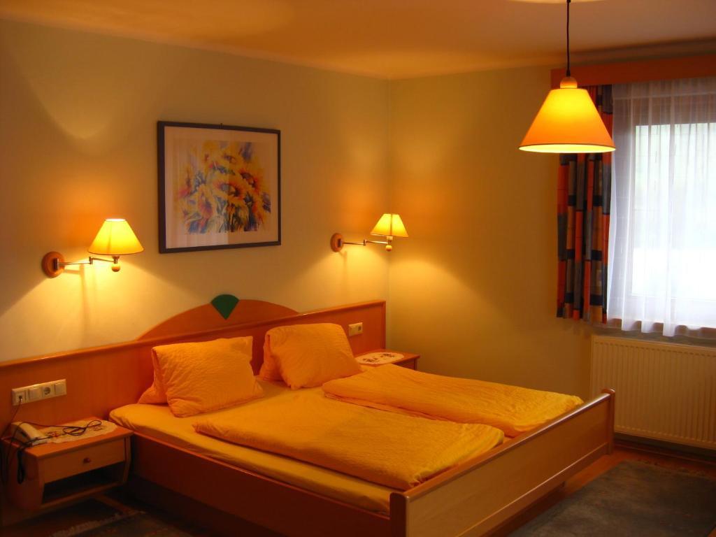Braeuhaus Appartements Bad Kleinkirchheim Room photo